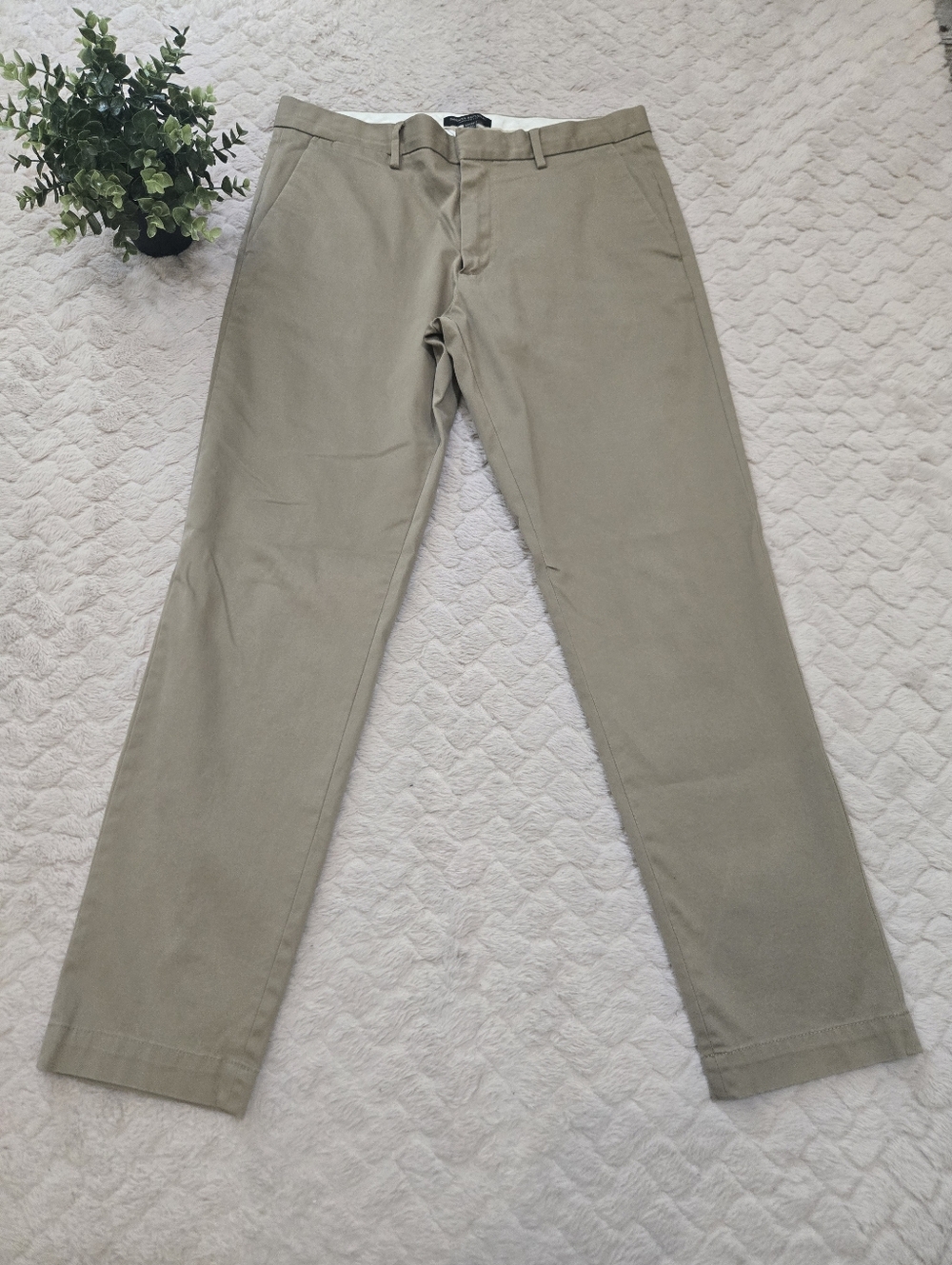 Banana Republic Khaki Tapered Fit Tailored Office Chino Pants, Men's Size 33x32